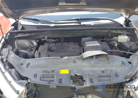 2015 Toyota Highlander Le z USA, uszkodzony, nr VIN 5TDZARFH4FS014186